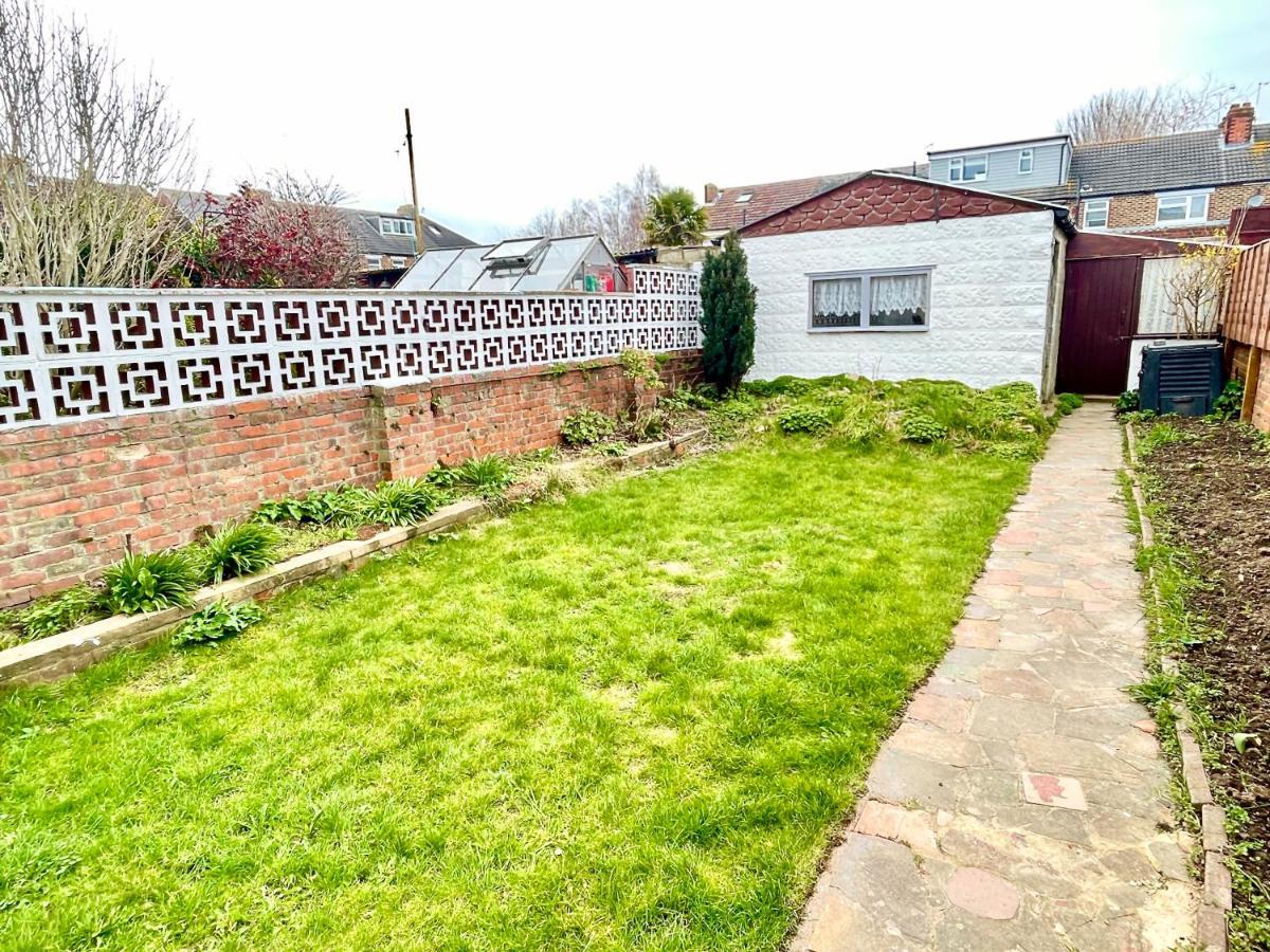 Portsmouth 3 Bedroom Getaway, Sleeps 6 Екстер'єр фото