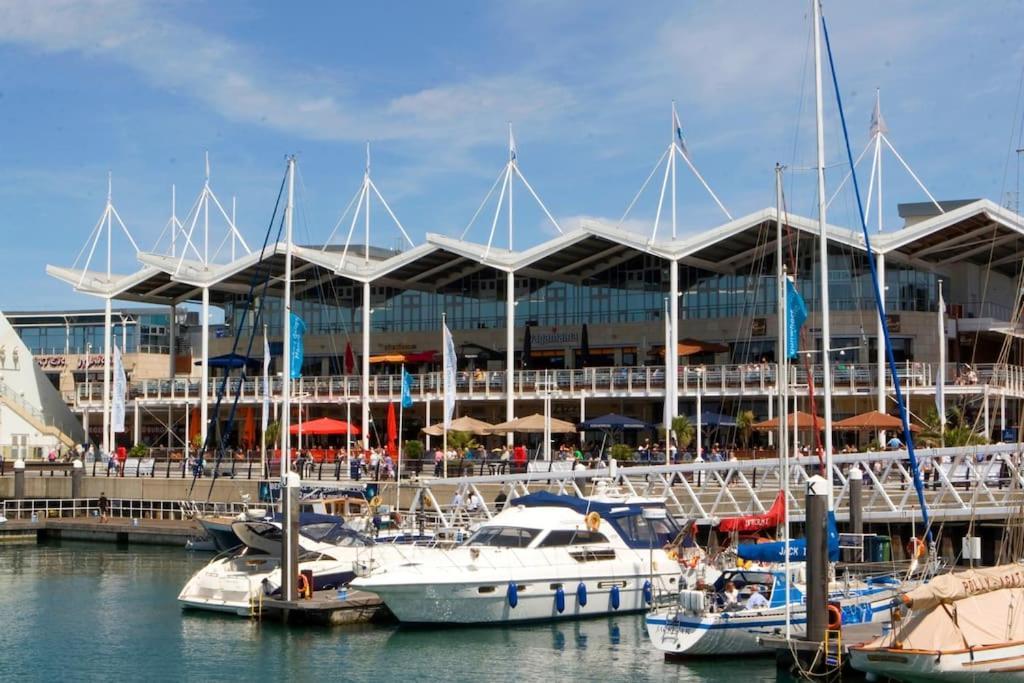 Portsmouth 3 Bedroom Getaway, Sleeps 6 Екстер'єр фото