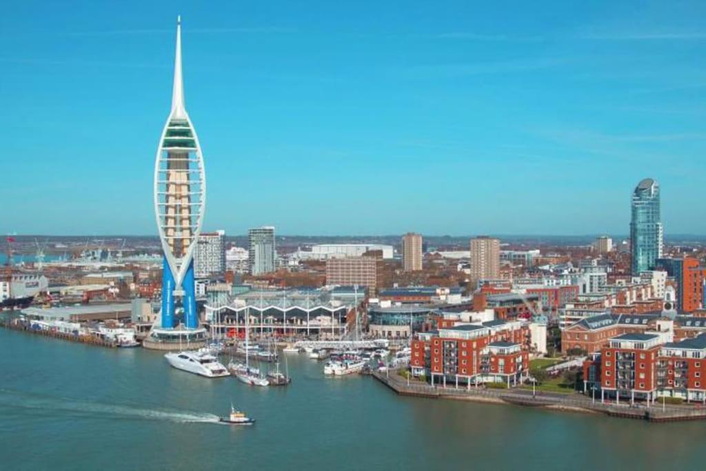Portsmouth 3 Bedroom Getaway, Sleeps 6 Екстер'єр фото